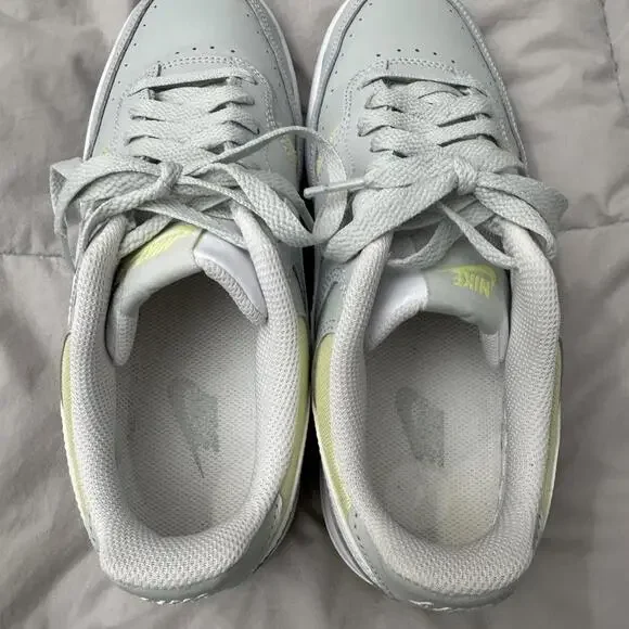 Nike Gamma Force Women’s Size 8 Sage Green White Volt Casual Platform Sneakers - Picture 5 of 8